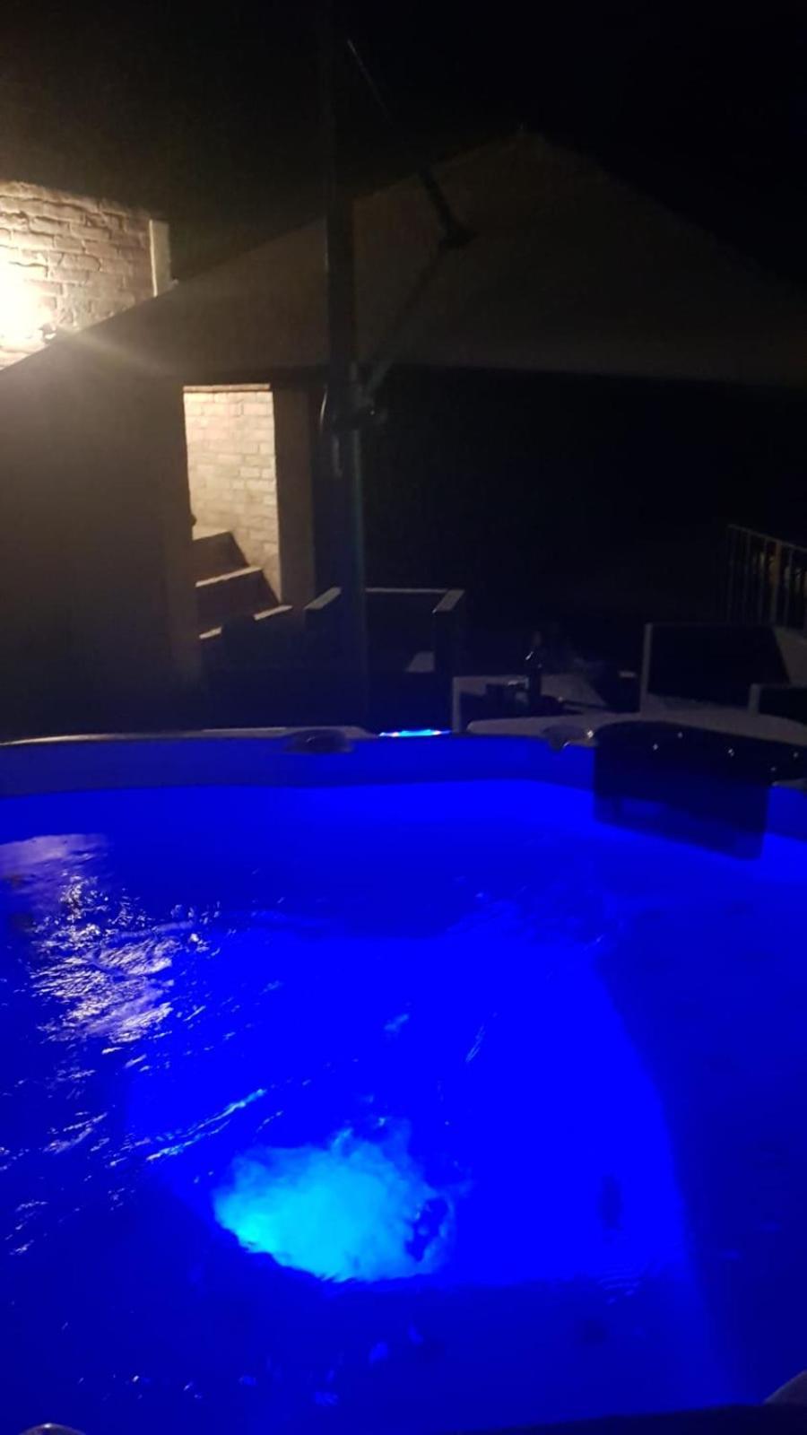 Apartment Tenuta Granducale Dolciano With Pool
