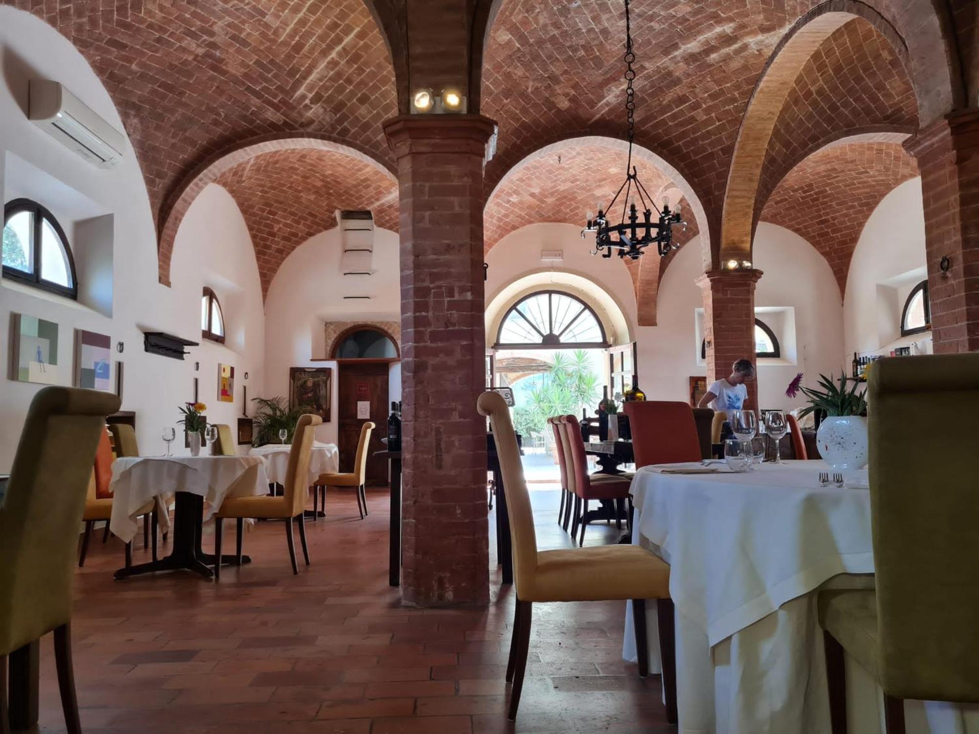 Apartment Tenuta Granducale Dolciano With Pool